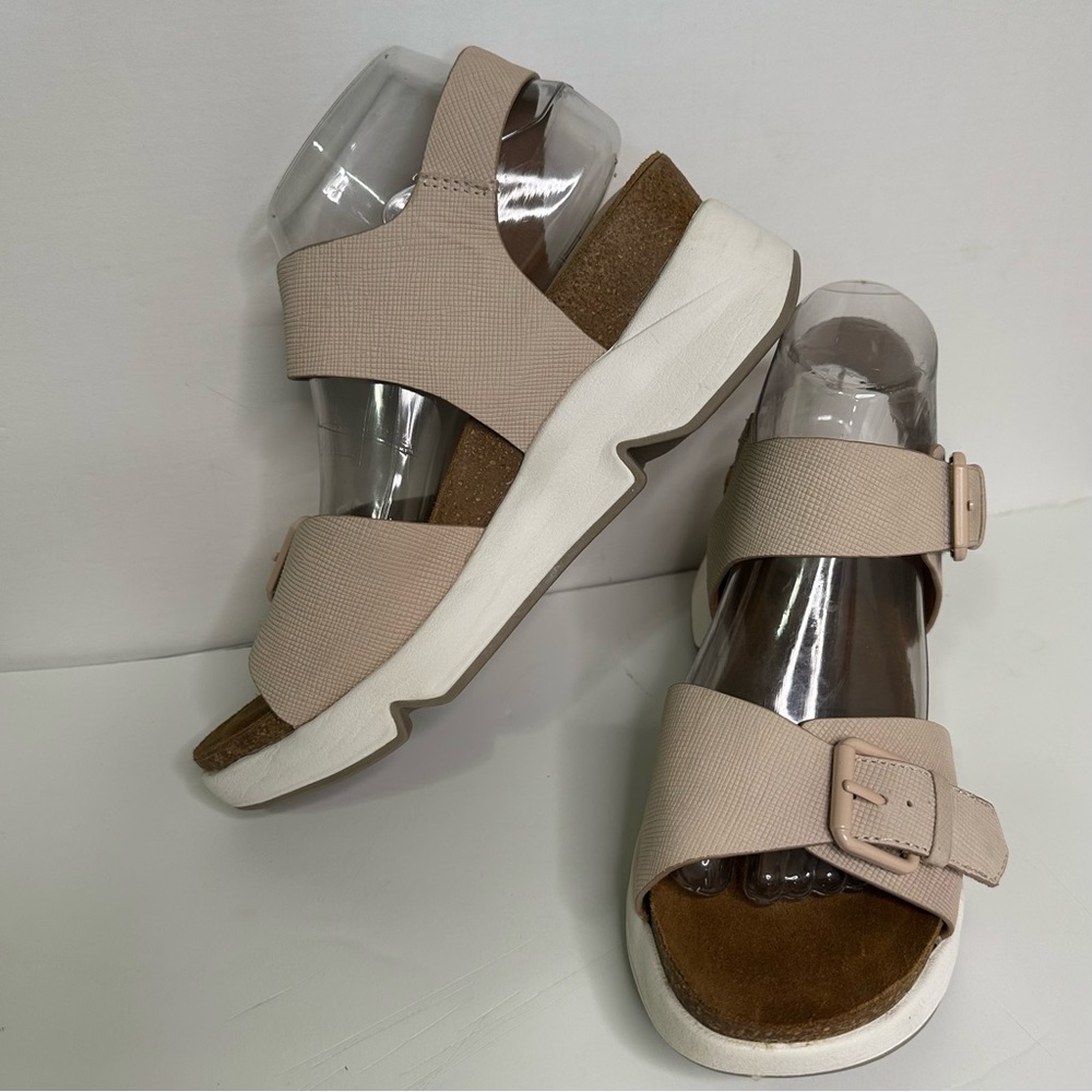 Sofft Castello Leather Hook Loop Adjustable Strap… - image 4